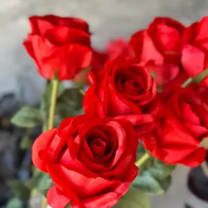 Kwiat Sztuczny - Róża sztuczna „jak żywa” A984A Jasna Czerwień 60 cm